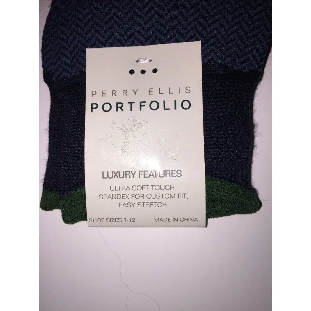Perry Ellis Lot of 2 Pairs Men's Printed Socks, Shoe Size 7-12